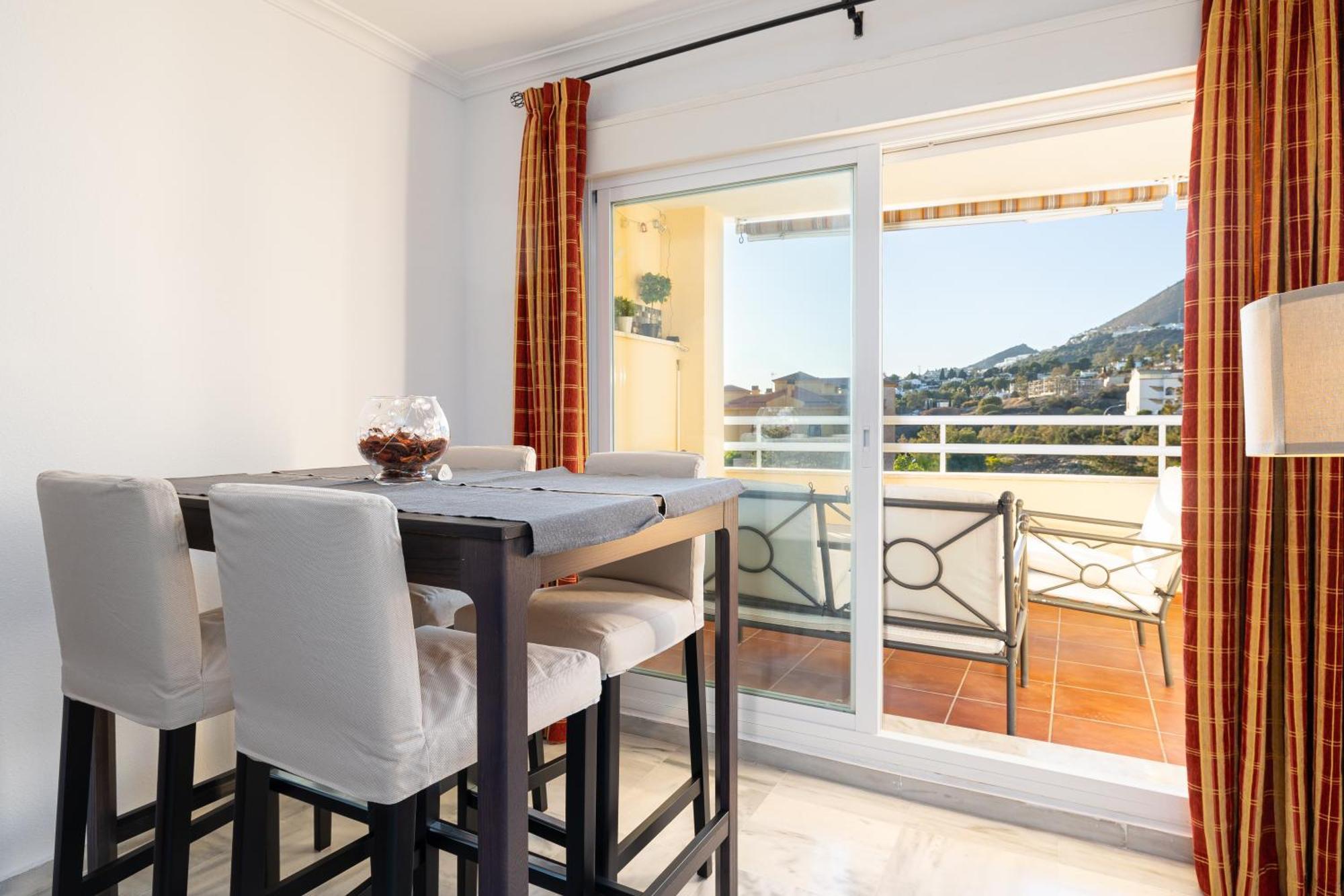 Holidays2Nueva Torrequebrada 2 Bedrooms And 2 Bathrooms, Terrace, Community Pool And Garage Benalmadena Exterior photo